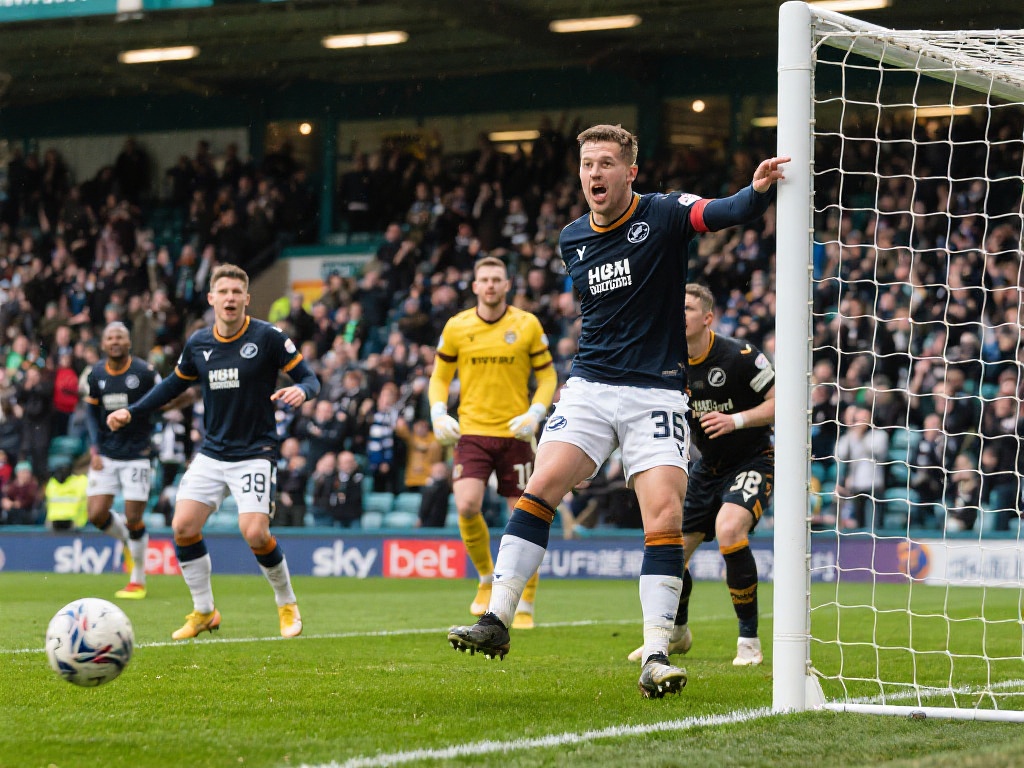 士詹姆斯伤 士詹姆斯伤